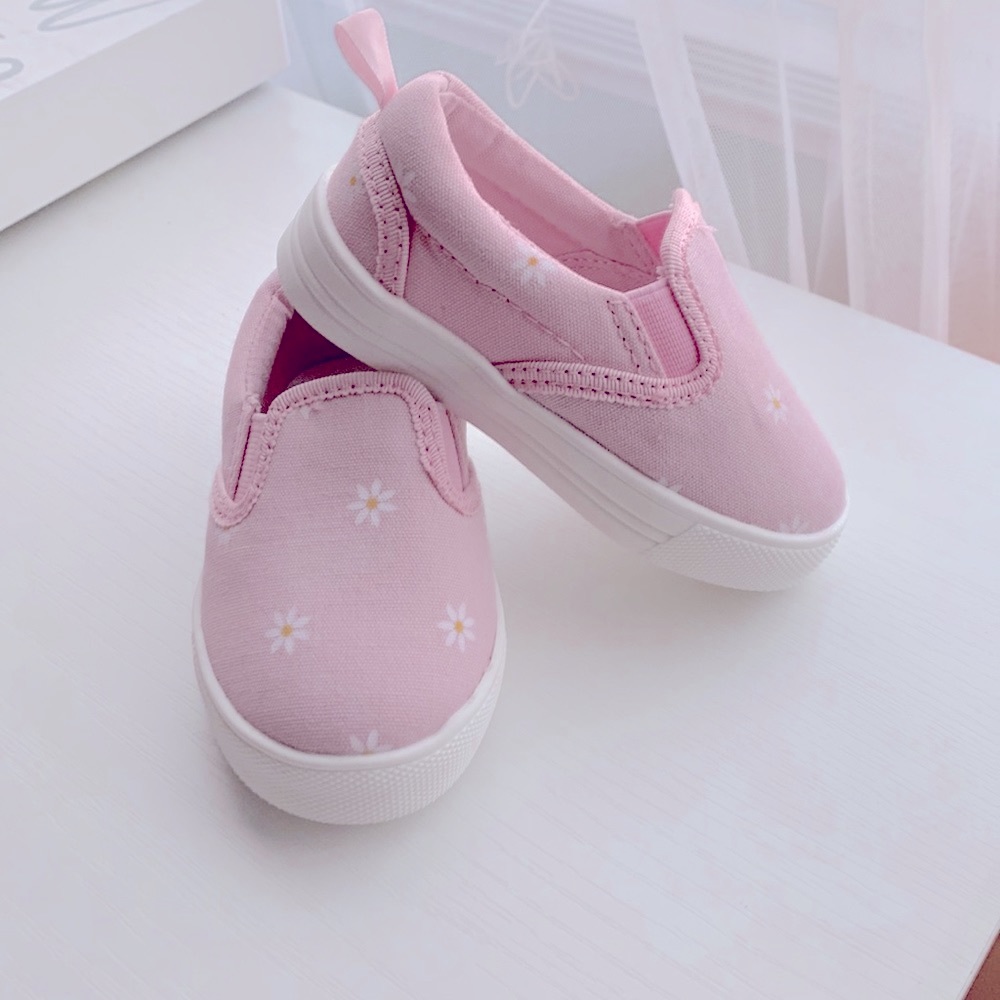 GAP Baby Pink Daisy Slip-on Sneakers